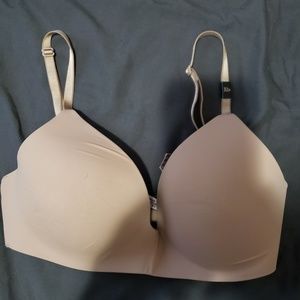 Victoria's secret VS wireless bra 32D
